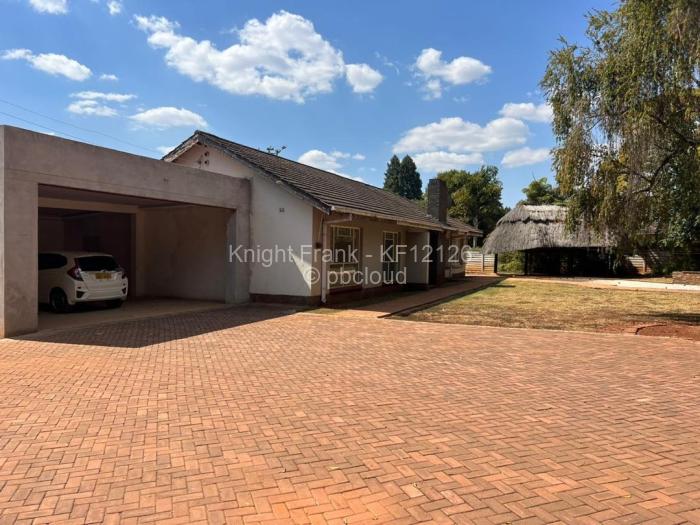 6 Bedroom House for Sale in Vainona, Harare