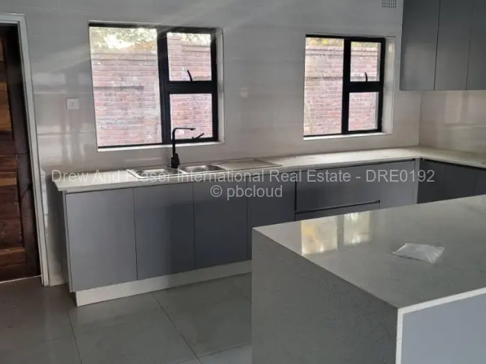 3 Bedroom House for Sale in Parktown, Harare