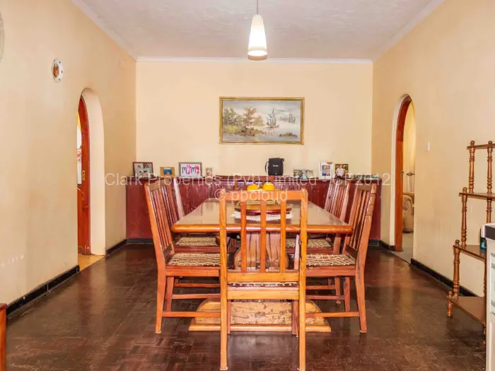 6 Bedroom House for Sale in Colne Valley, Harare