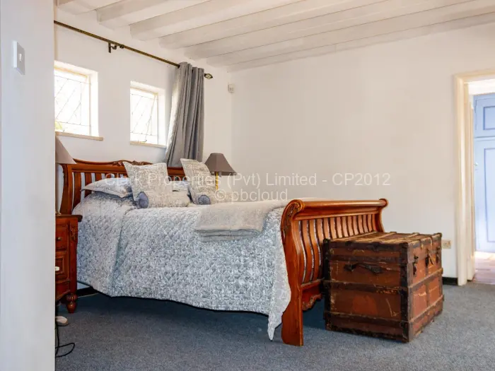 6 Bedroom House for Sale in Colne Valley, Harare