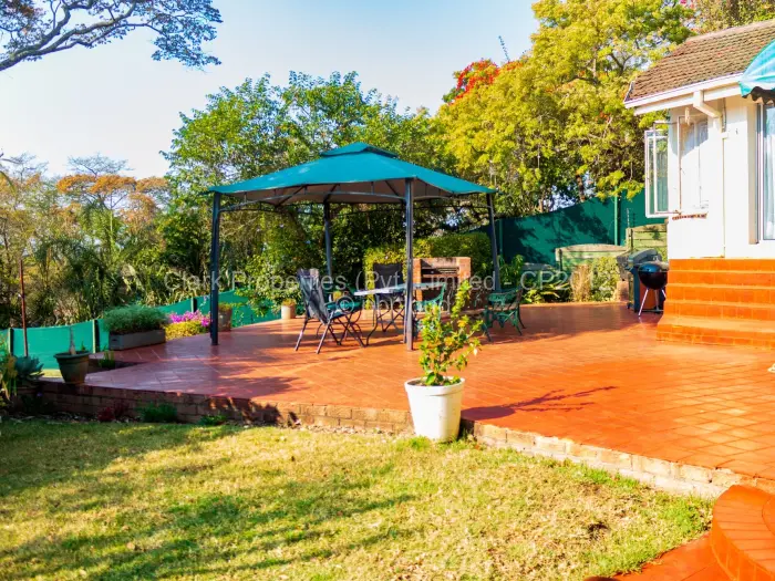 6 Bedroom House for Sale in Colne Valley, Harare