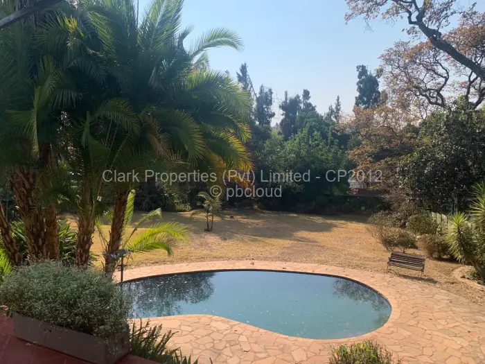 6 Bedroom House for Sale in Colne Valley, Harare