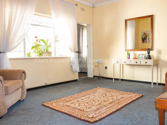 6 Bedroom House for Sale in Colne Valley, Harare