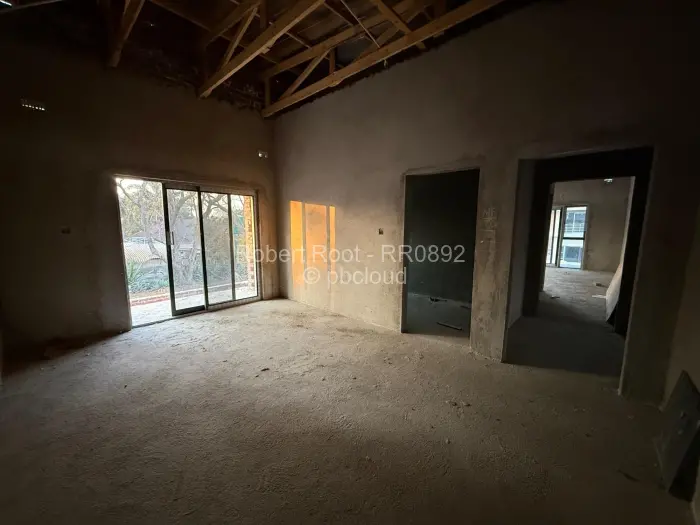 Townhouse/Complex/Cluster for Sale in Greendale, Harare