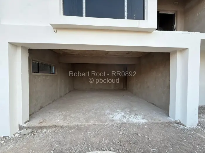 Townhouse/Complex/Cluster for Sale in Greendale, Harare