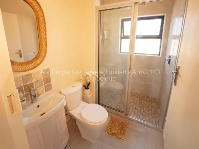 Flat/Apartment to Rent in Aspindale Park