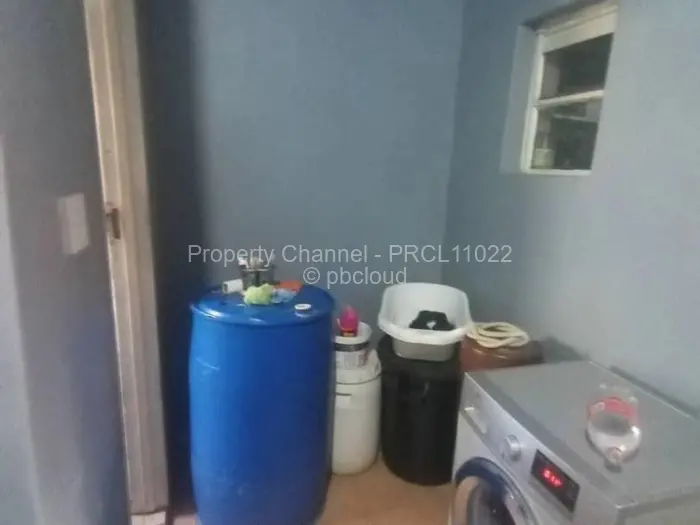 3 Bedroom House for Sale in Lobengula, Bulawayo