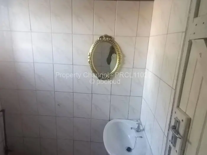 3 Bedroom House for Sale in Lobengula, Bulawayo