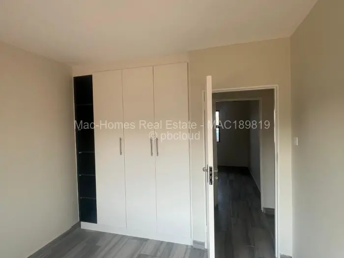 Townhouse/Complex/Cluster to Rent in Tynwald, Harare