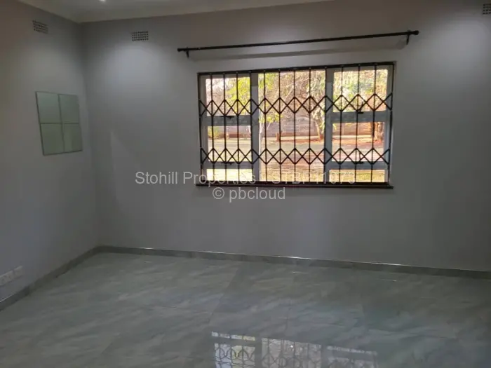 4 Bedroom House to Rent in Mount Pleasant