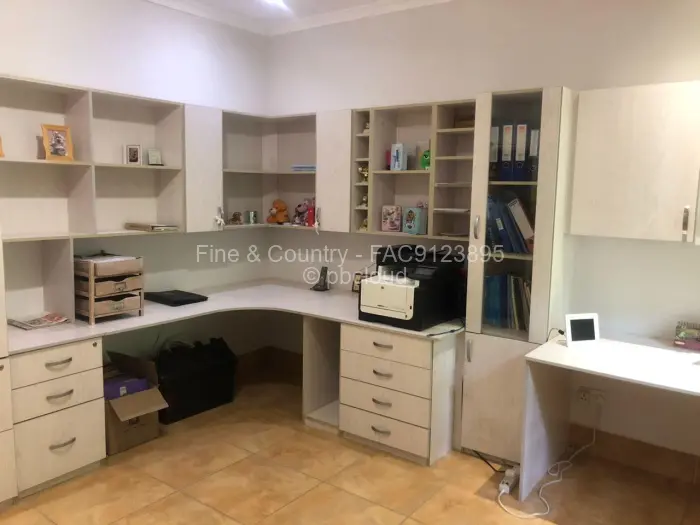 5 Bedroom House for Sale in Borrowdale Brooke, Harare