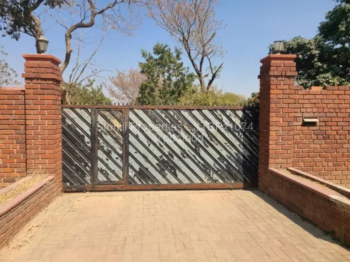 3 Bedroom House for Sale in Waterfalls, Harare