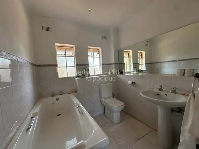 5 Bedroom House for Sale in Colne Valley, Harare