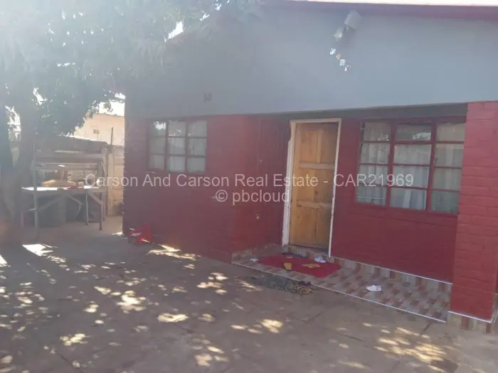 4 Bedroom House for Sale in Glen View, Harare