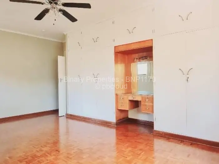 5 Bedroom House for Sale in Alexandra Park, Harare