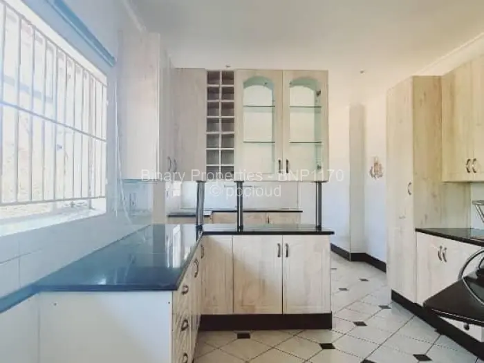 5 Bedroom House for Sale in Alexandra Park, Harare