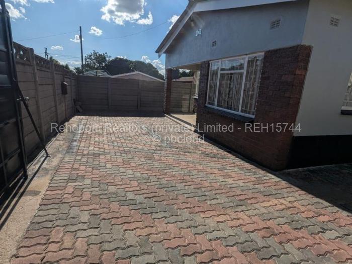 3 Bedroom House to Rent in Sunningdale, Harare