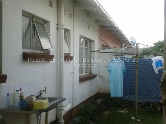 3 Bedroom House for Sale in Bradfield, Bulawayo