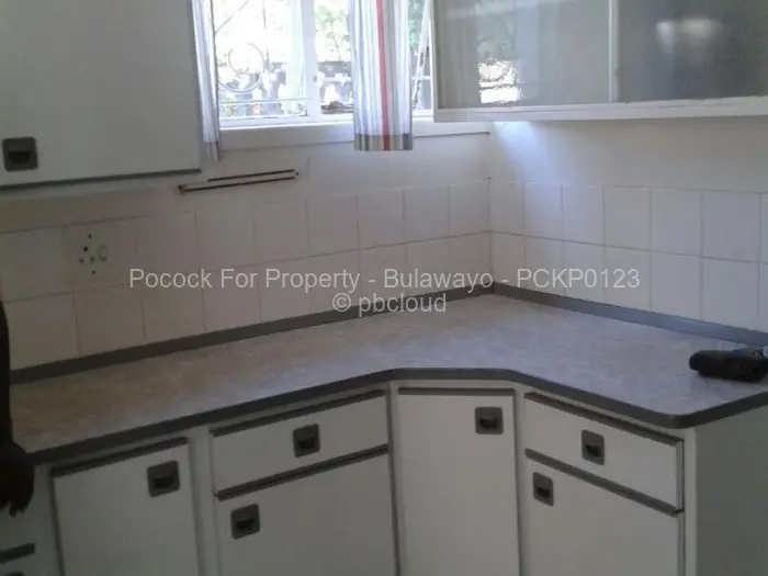 3 Bedroom House for Sale in Bradfield, Bulawayo