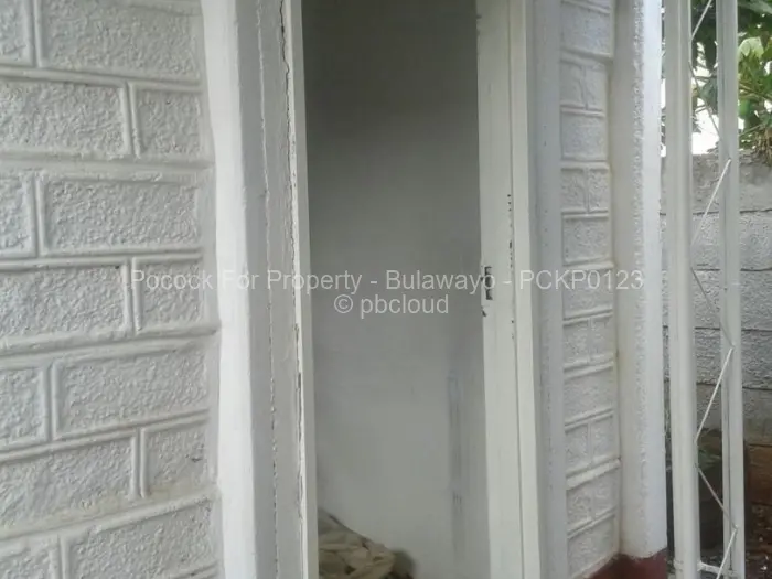 3 Bedroom House for Sale in Bradfield, Bulawayo