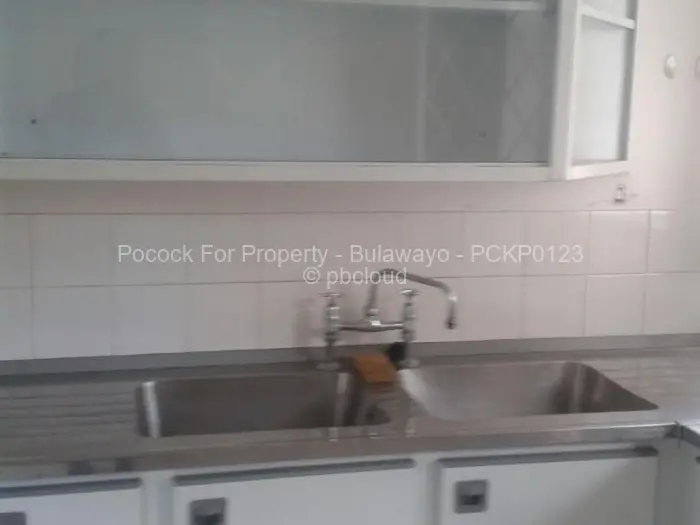 3 Bedroom House for Sale in Bradfield, Bulawayo