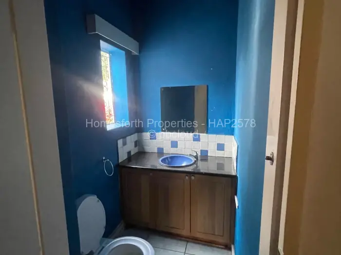 5 Bedroom House for Sale in Mount Pleasant, Harare