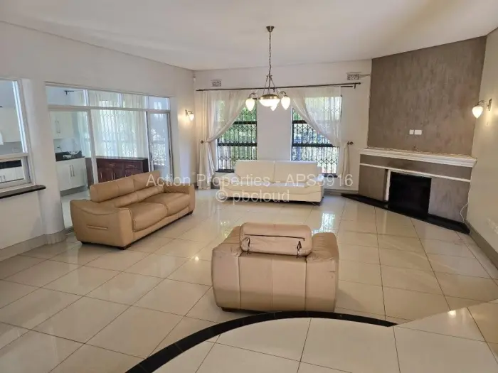 4 Bedroom House to Rent in Borrowdale Brooke
