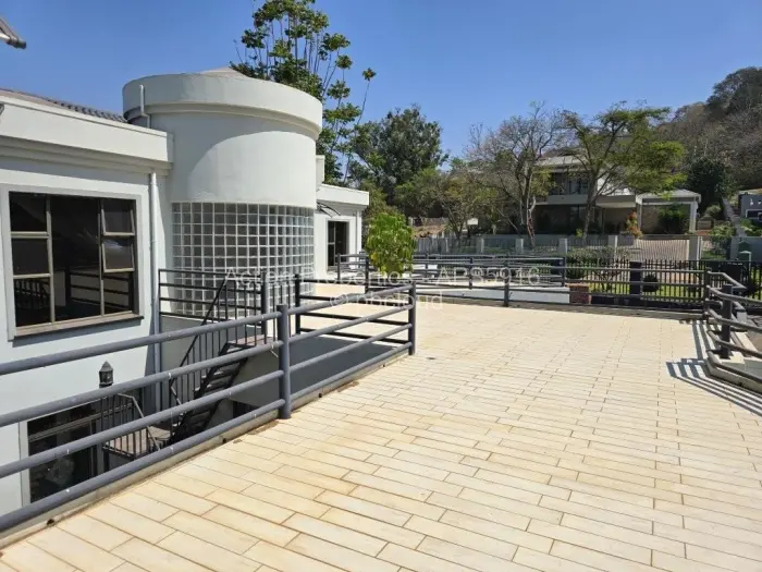 4 Bedroom House to Rent in Borrowdale Brooke