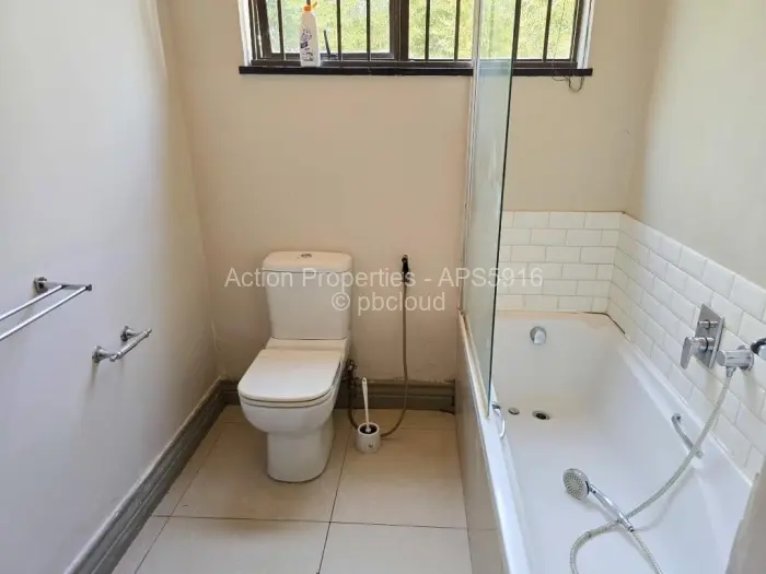 4 Bedroom House to Rent in Borrowdale Brooke