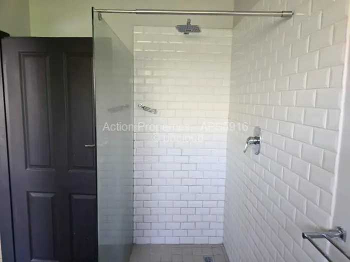 4 Bedroom House to Rent in Borrowdale Brooke
