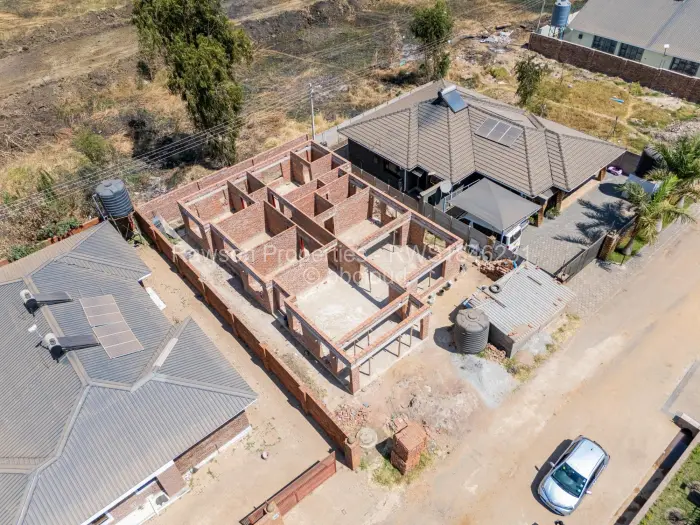 4 Bedroom House for Sale in Madokero Estates, Harare