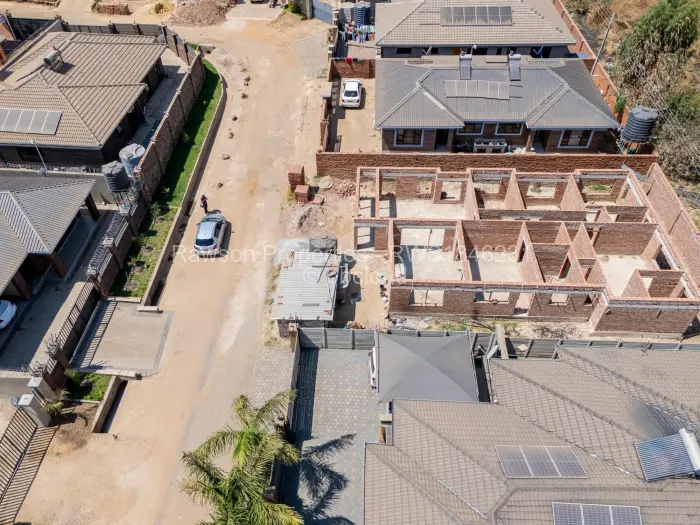 4 Bedroom House for Sale in Madokero Estates, Harare
