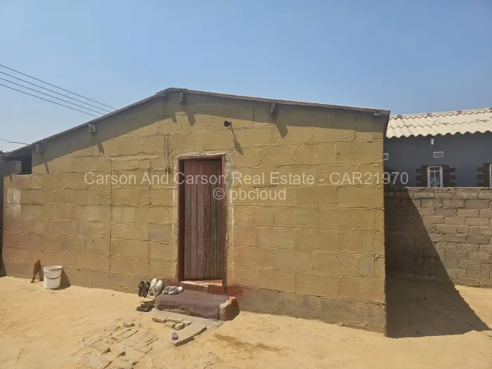 1 Bedroom House for Sale in Chitungwiza, Chitungwiza