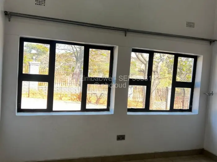4 Bedroom House to Rent in Shawasha Hills