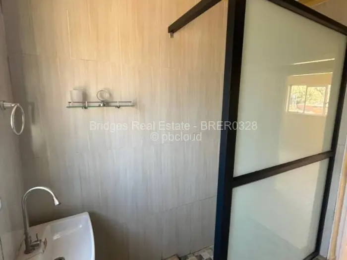 Flat/Apartment to Rent in St. Martins