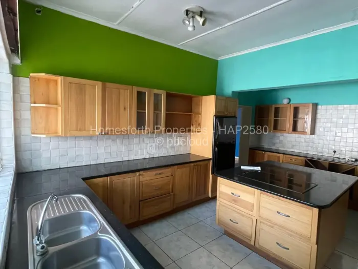 5 Bedroom House for Sale in Mount Pleasant, Harare