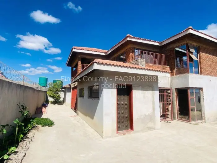 4 Bedroom House for Sale in Damofalls, Damofalls