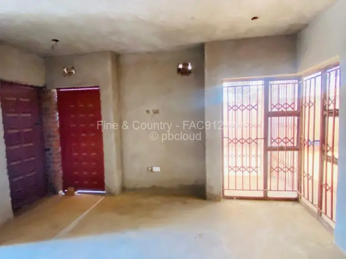 4 Bedroom House for Sale in Damofalls, Damofalls