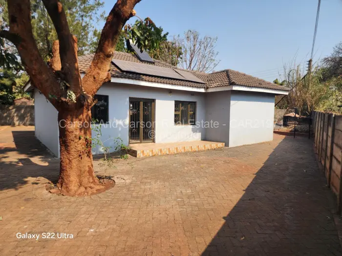 3 Bedroom Cottage/Garden Flat to Rent in Marlborough