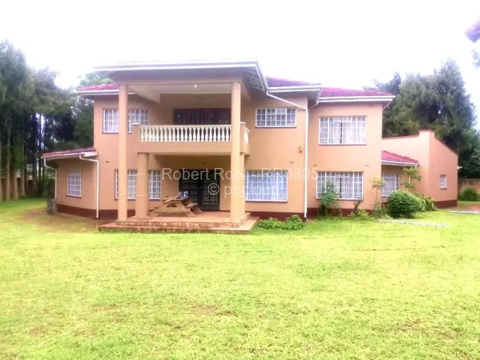 5 Bedroom House for Sale in Chinhoyi, Chinhoyi