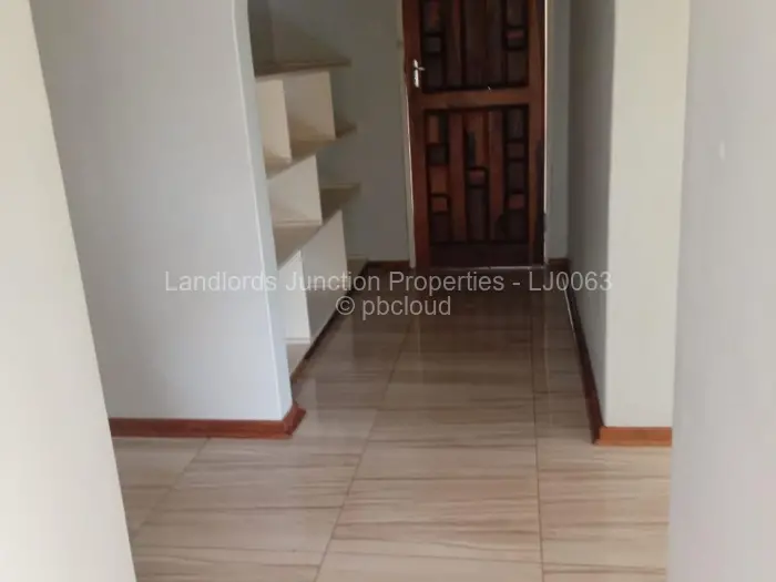 4 Bedroom House for Sale in Selbourne Park, Bulawayo