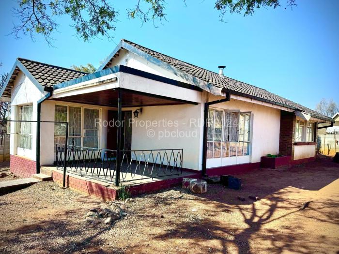 House for Sale in Paddonhurst, Bulawayo