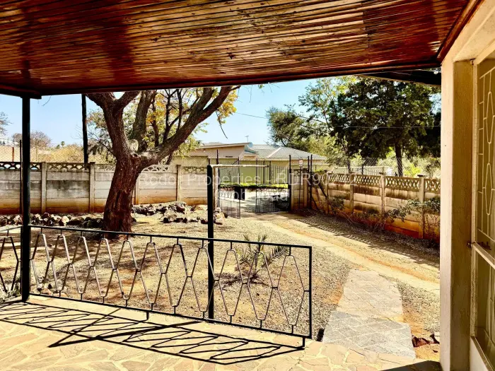 House for Sale in Paddonhurst, Bulawayo