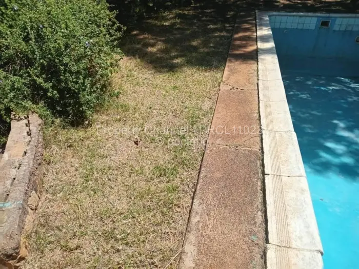 4 Bedroom House for Sale in Woodville, Bulawayo