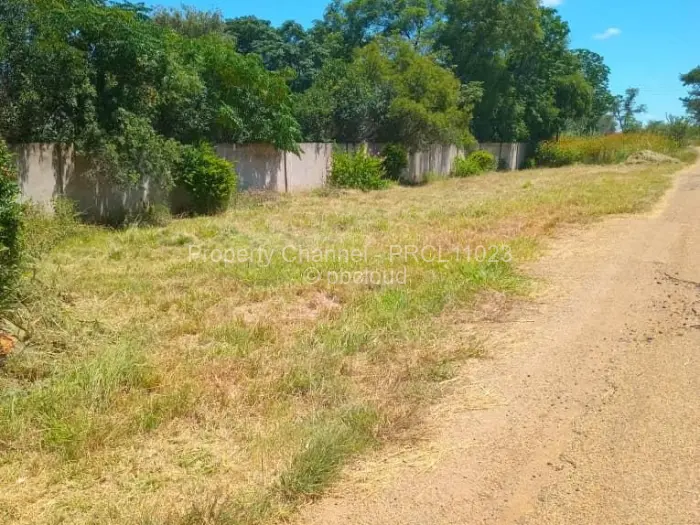 4 Bedroom House for Sale in Woodville, Bulawayo