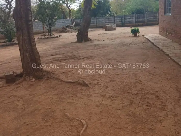 3 Bedroom House for Sale in Bulawayo City Centre, Bulawayo