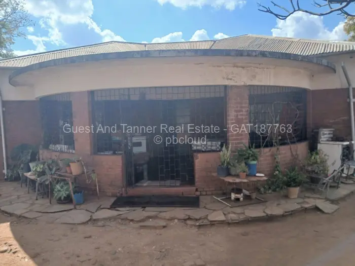 3 Bedroom House for Sale in Bulawayo City Centre, Bulawayo
