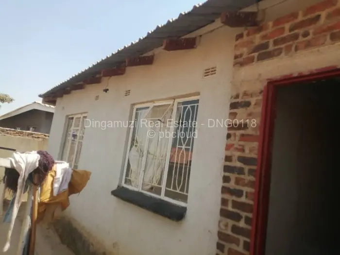 3 Bedroom House for Sale in Glen View, Harare
