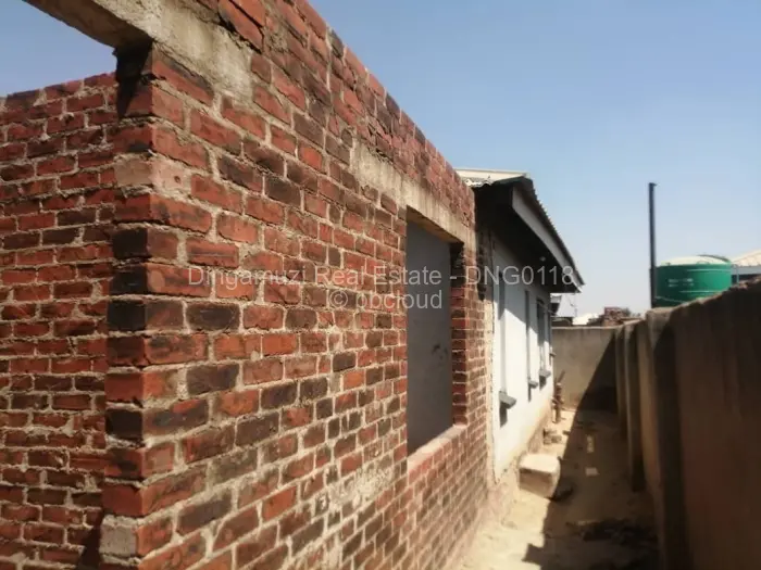 3 Bedroom House for Sale in Glen View, Harare