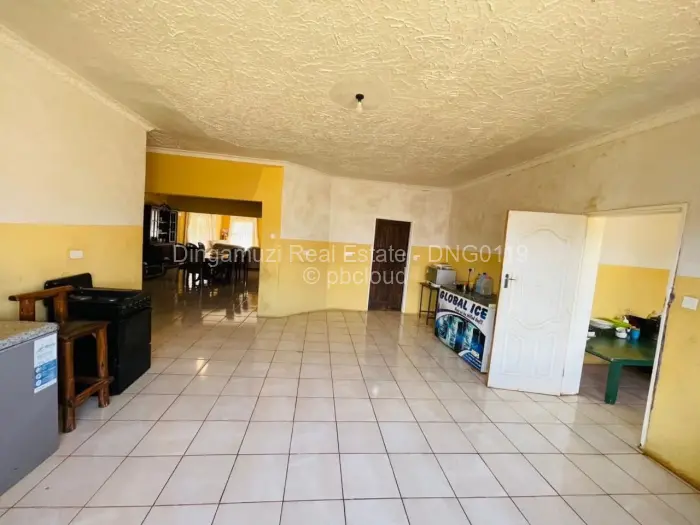 5 Bedroom House for Sale in Hogerty Hill, Harare